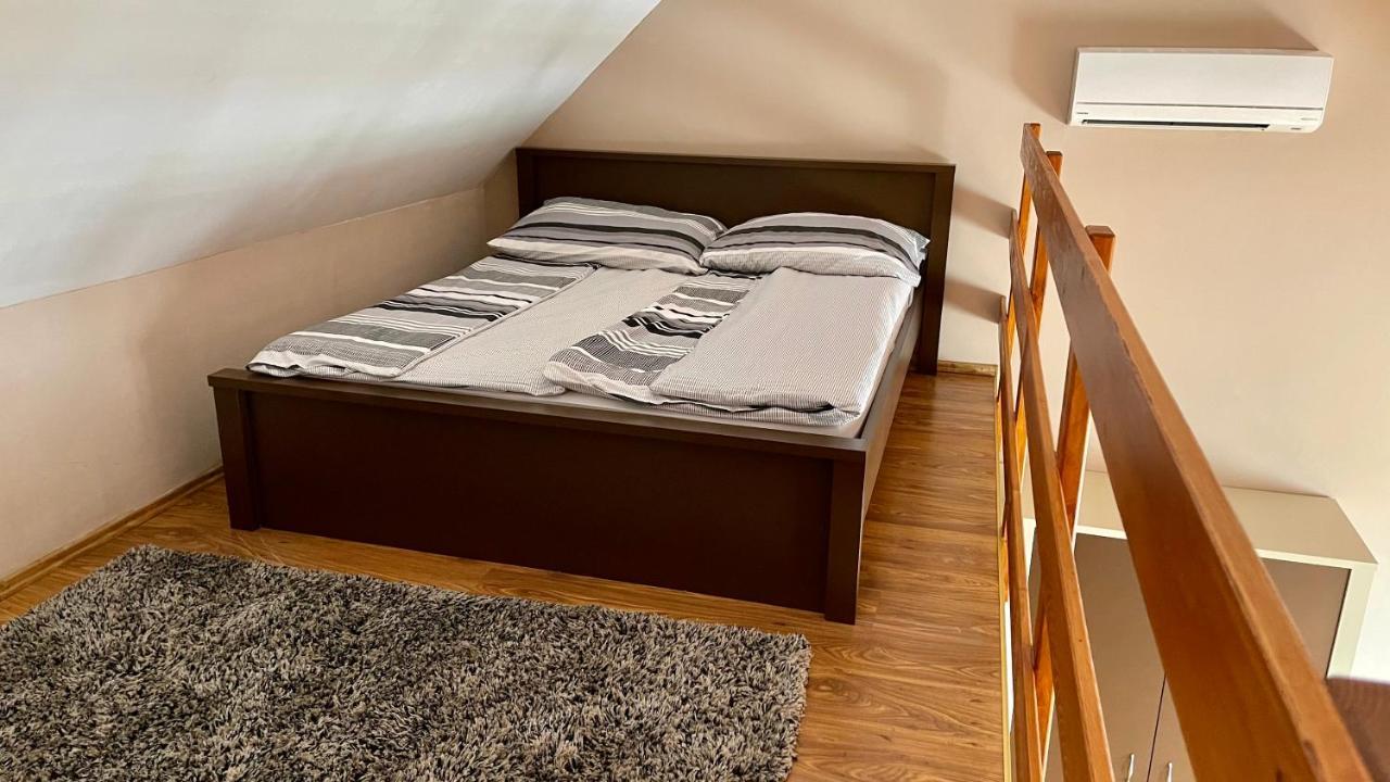 Gyula Var Panorama Apartman ภายนอก รูปภาพ