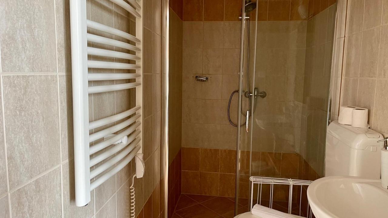 Gyula Var Panorama Apartman ภายนอก รูปภาพ